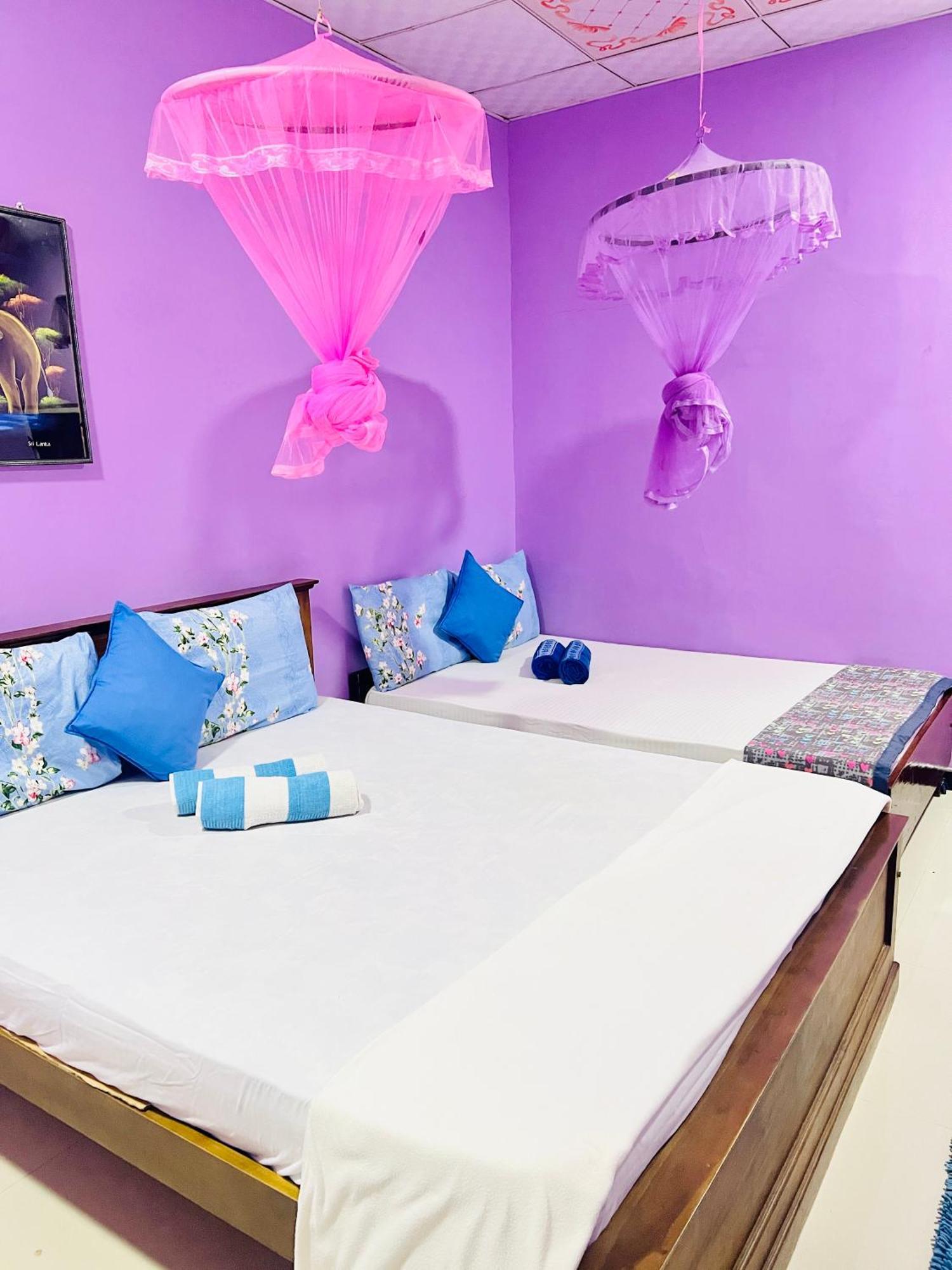 Gloriya Mathews Hotel Negombo Ngoại thất bức ảnh