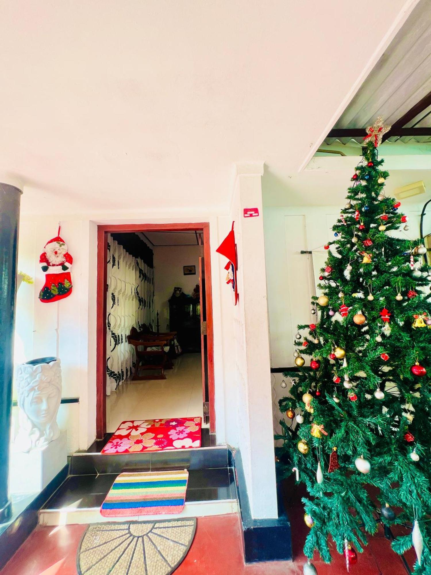 Gloriya Mathews Hotel Negombo Ngoại thất bức ảnh