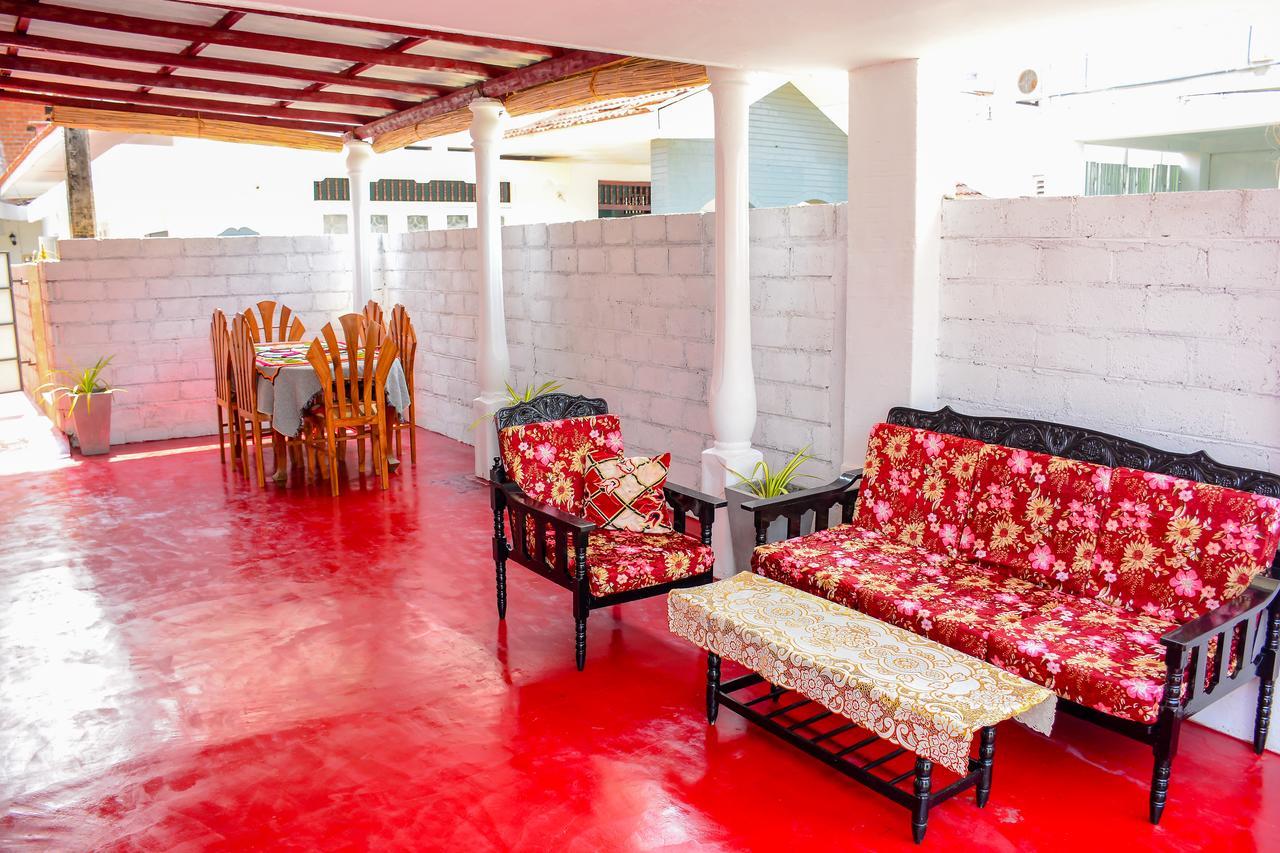 Gloriya Mathews Hotel Negombo Ngoại thất bức ảnh