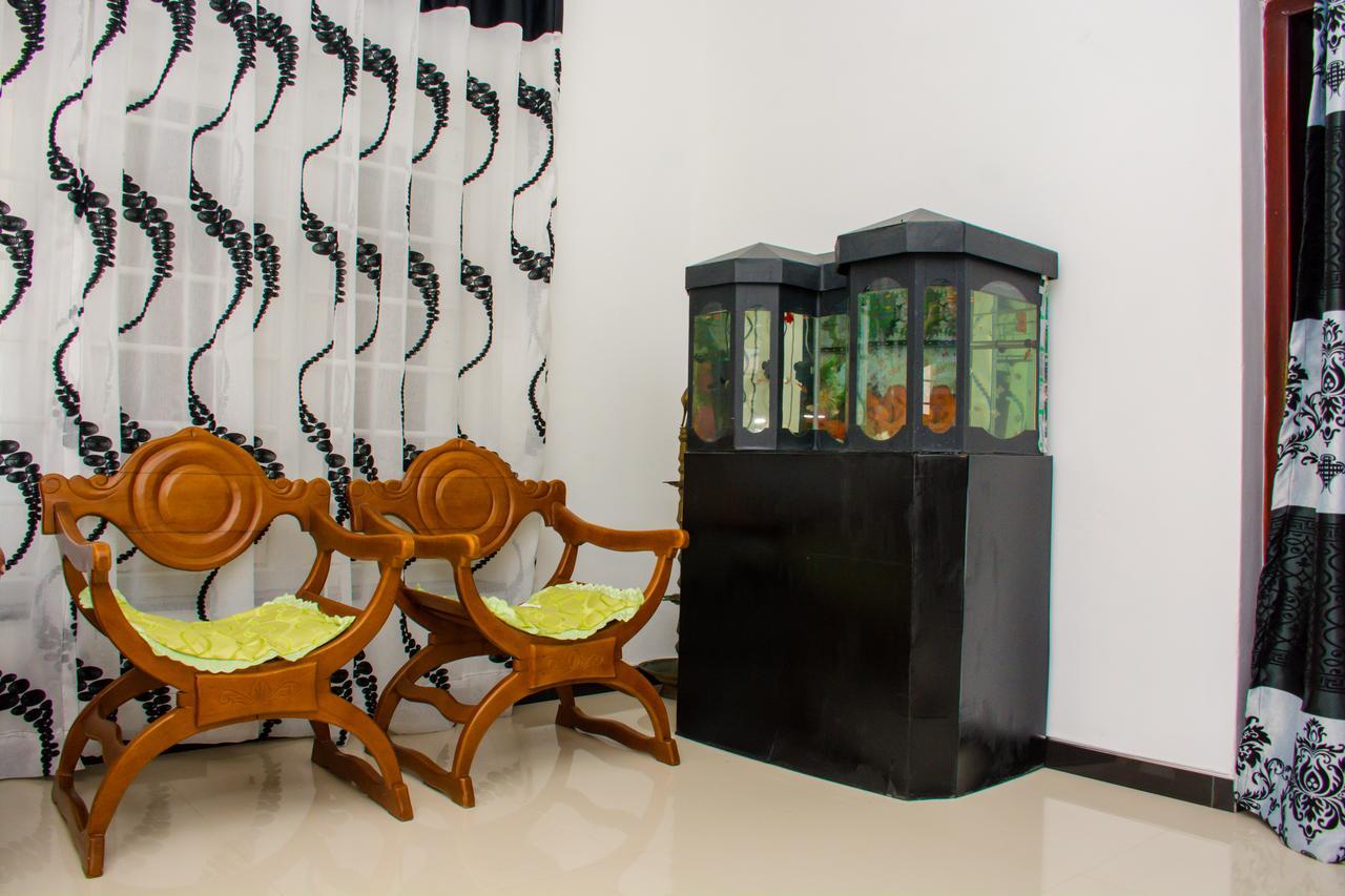 Gloriya Mathews Hotel Negombo Ngoại thất bức ảnh