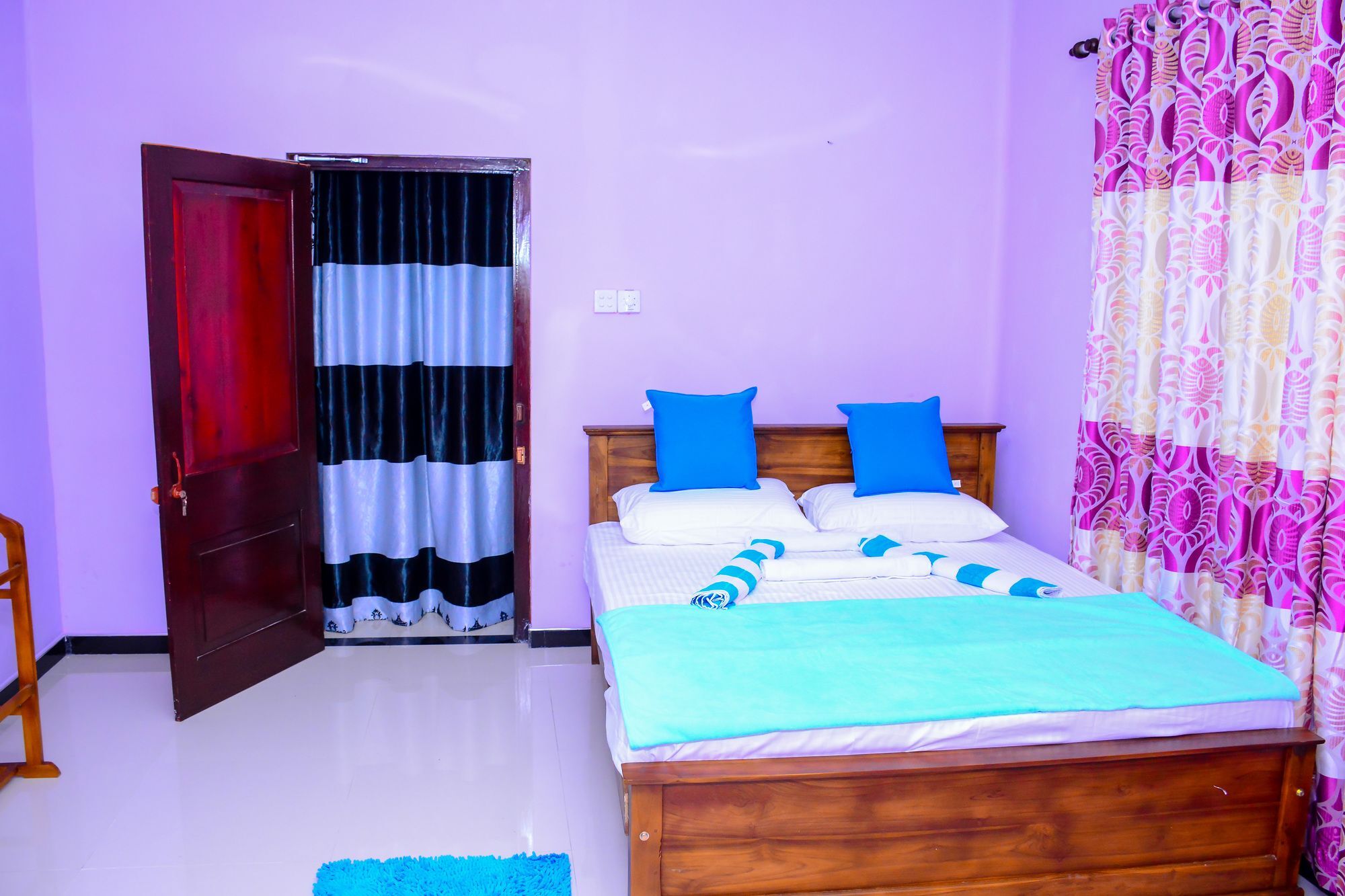 Gloriya Mathews Hotel Negombo Ngoại thất bức ảnh